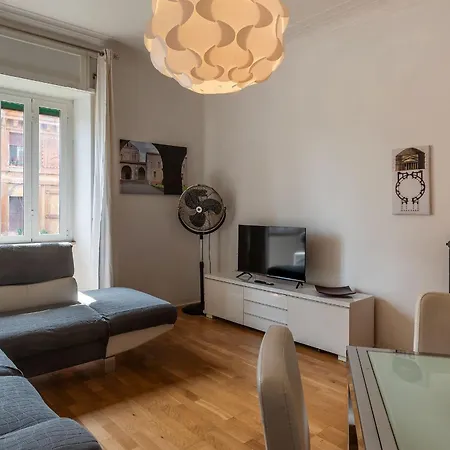 Guesthost - Bright Flat In Lungotevere Flaminio Apartman *